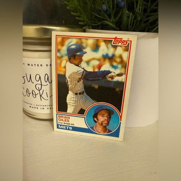 Topps Baseball Card - Brian Giles with Orange and Black Accents - Picture 1 of 2